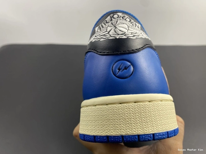 Low x Travis Design Air Fragment 1 x Jordan Retro Scott DM7866-140 0722